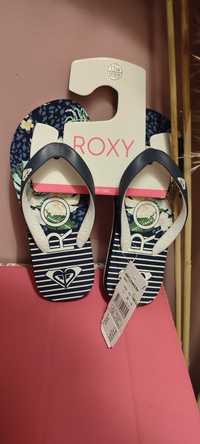 Vendo chinelos Roxy