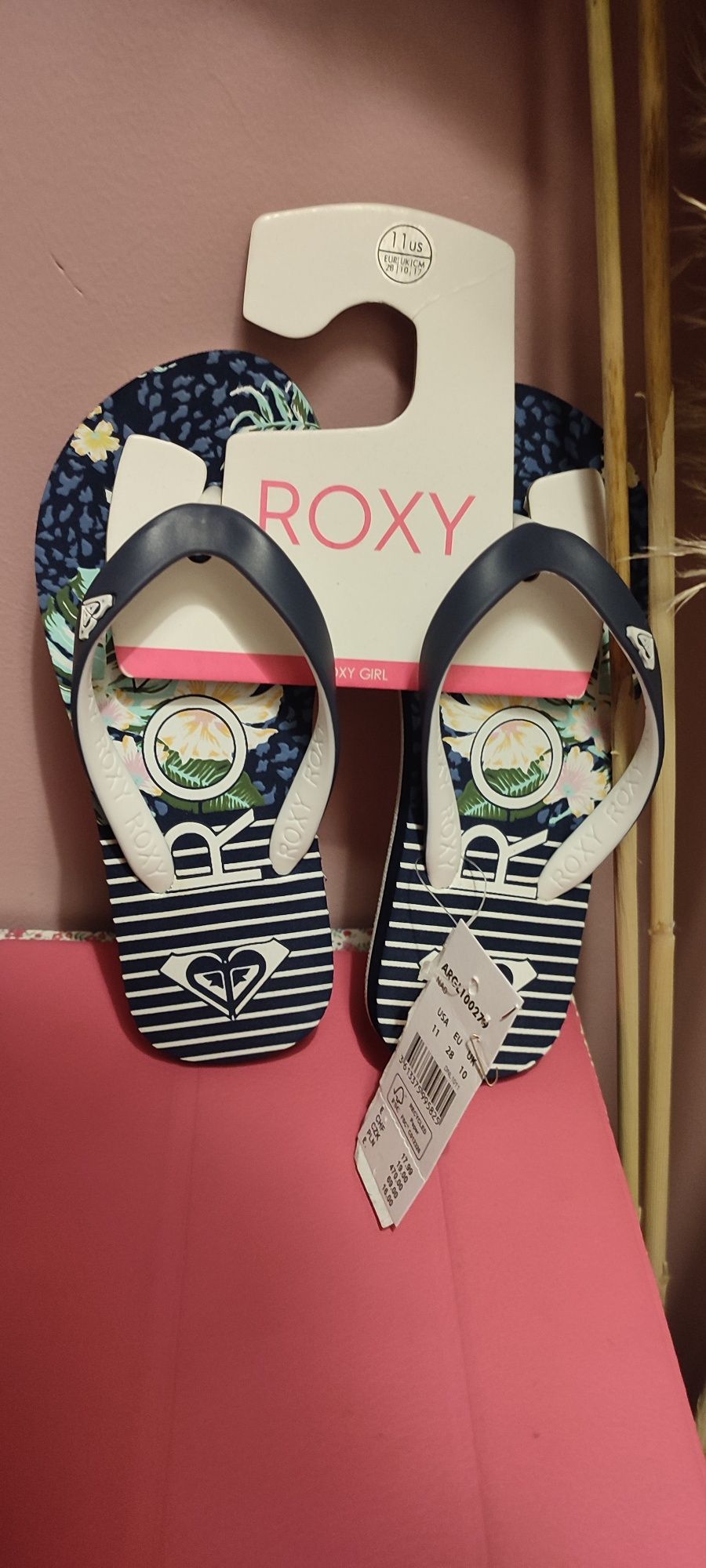 Vendo chinelos Roxy