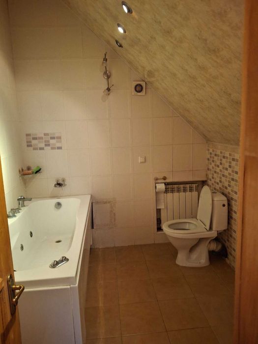 Дом 170м², ремонт в П. Борщаговка. Кирпич, газ, 8 сот. 5 км от Киева