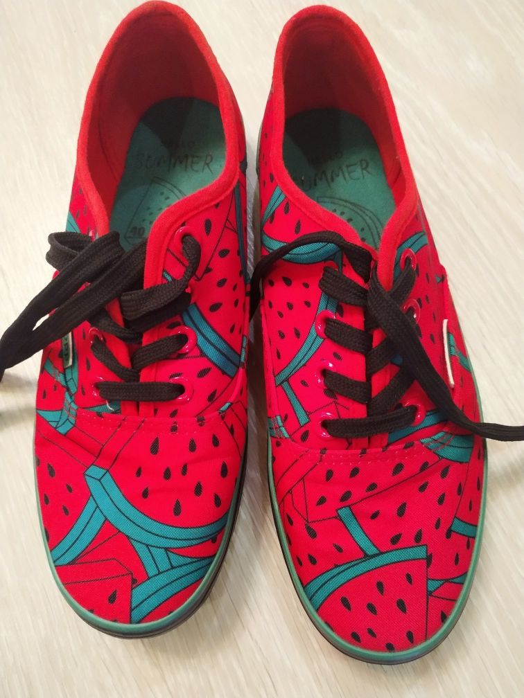 Кеды женские cropp 39-40
