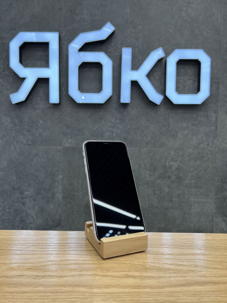 iPhone XR used/вживаний з гарантією від Ябко