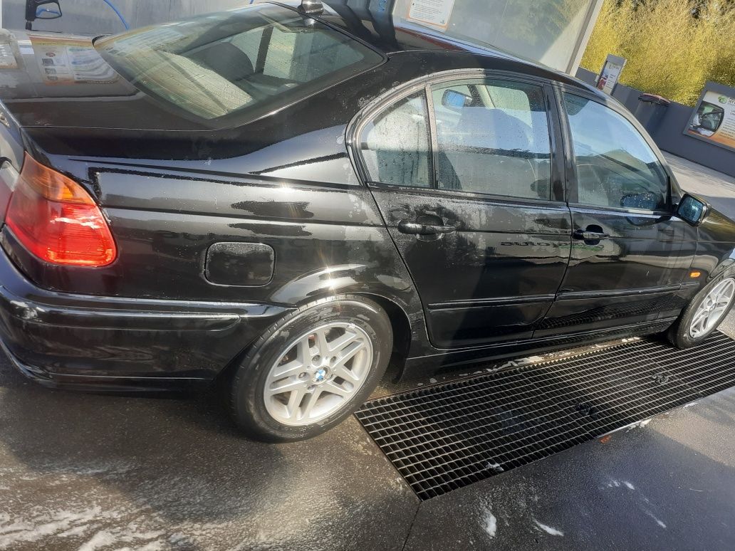BWM 320 D de 5 lugares