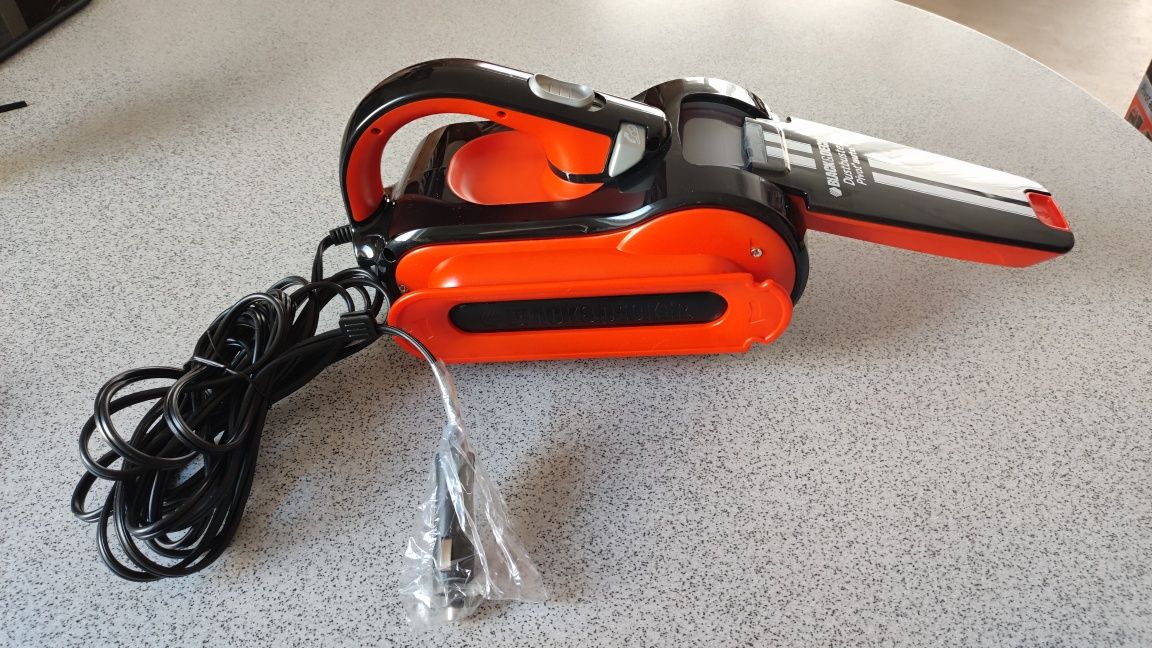 Nowy Odkurzacz samochodowy Black&Decker Pivot 12V