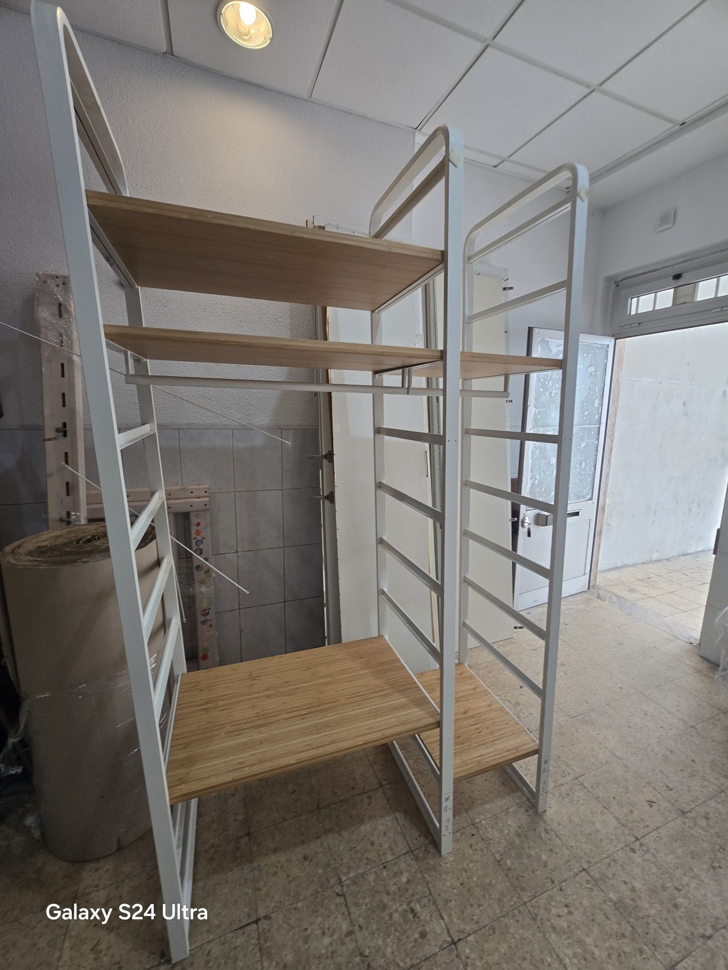 Estante ikea  arrumação