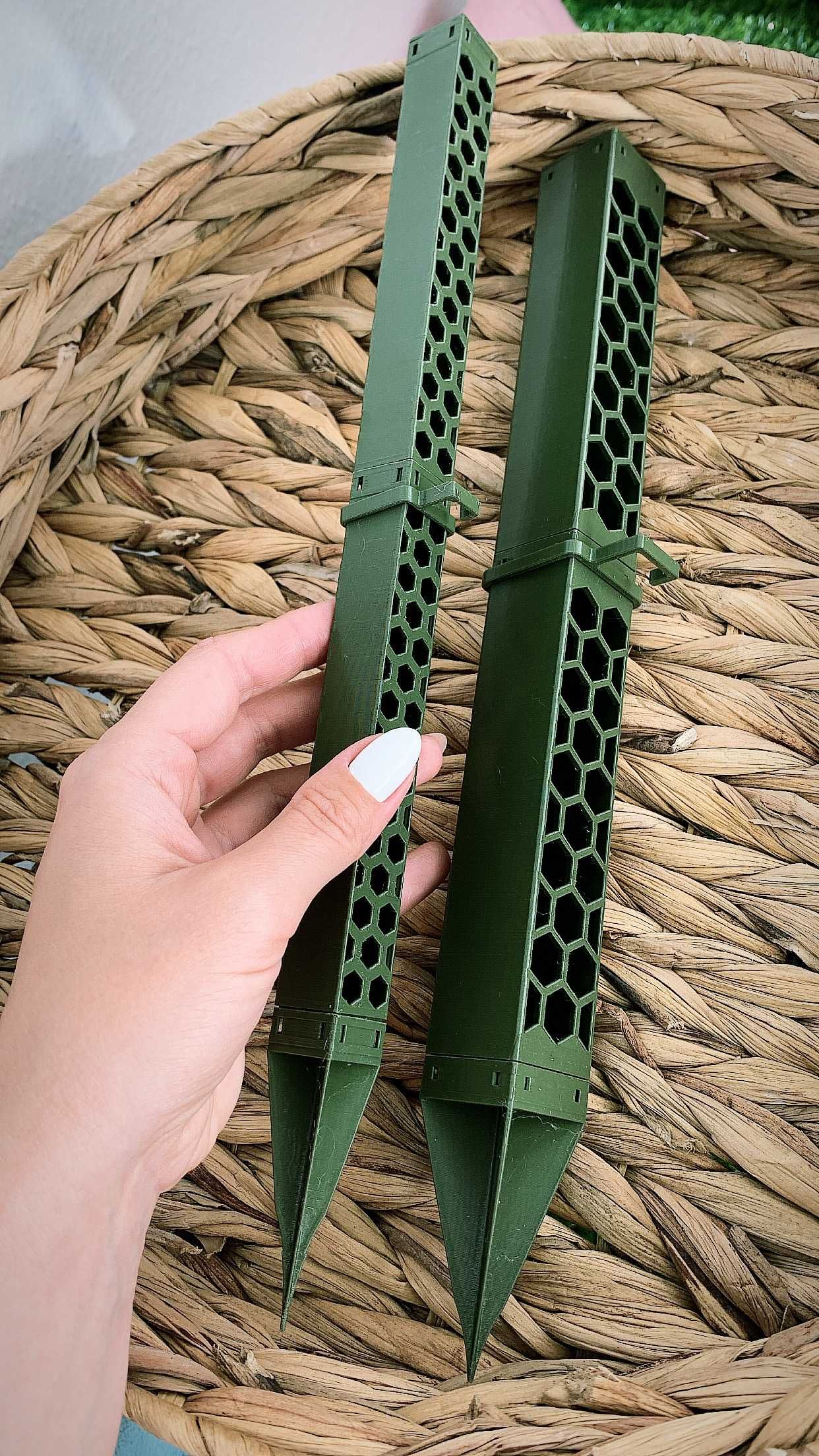 Palik modułowy do roślin i kwiatów pnących kwadrat 2x2 cm na mech