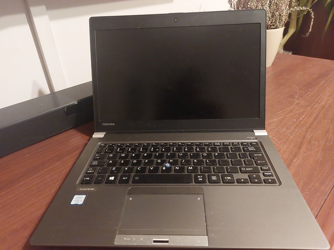 Laptop TOSHIBA 13,3 FHD