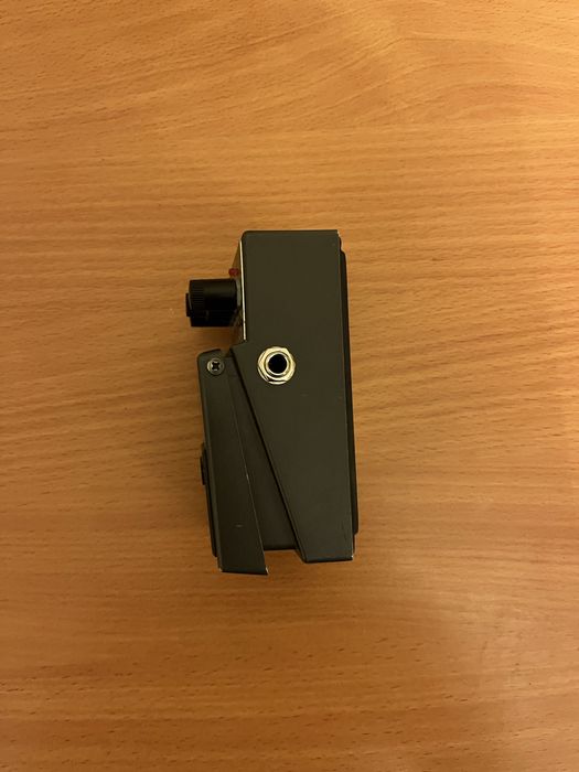 Продам гітарну педаль BOSS Metal Zone (MT-2)