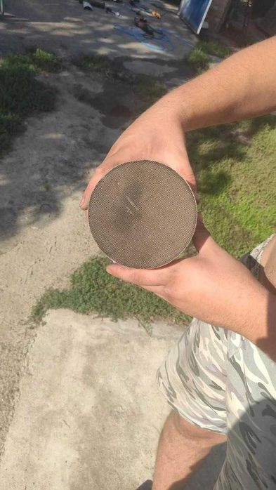 Викуп каталізаторів, аналіз, б/у каталізатор куплю. Скупка, продати.