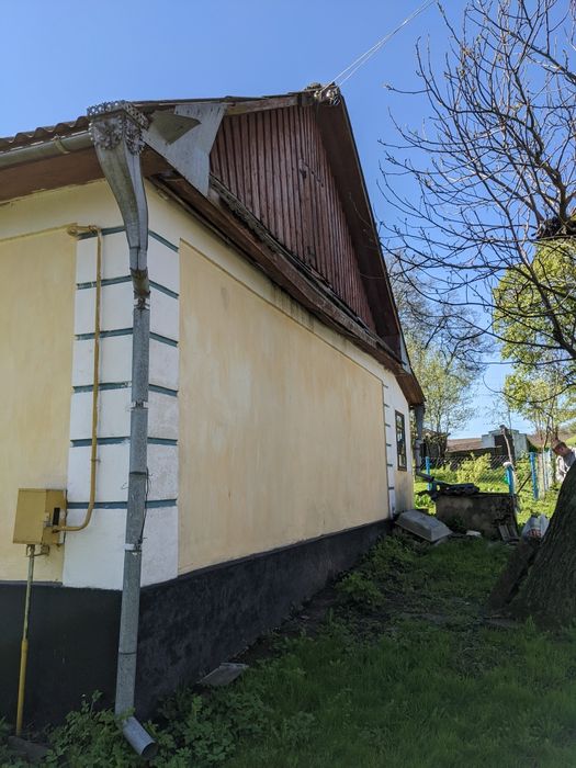Будинок, присадибна ділянка та город