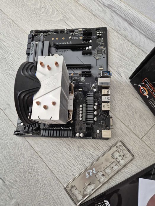 AM4 сет AMD Ryzen 7 2700X 8ядер\16потоків +плата B450 +башта. TRADE-IN