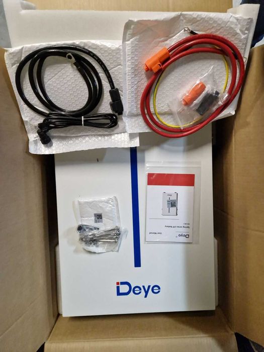 Акумуляторна батарея Deye RW-M6.1, LiFePO4, 6.14 (кВт/год)