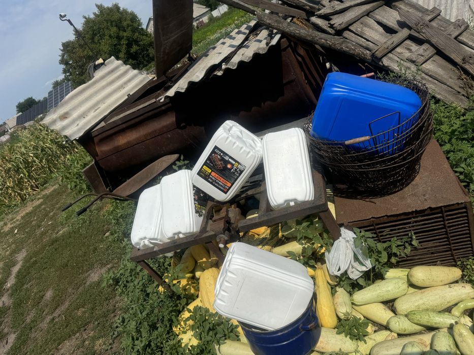 Каністри 20 л помиті