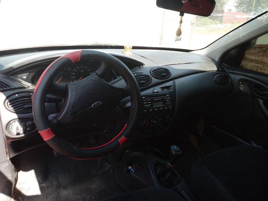 Розборка Ford Focus 1 універсал 1.6 бензин Форд Фокус по запчастинам