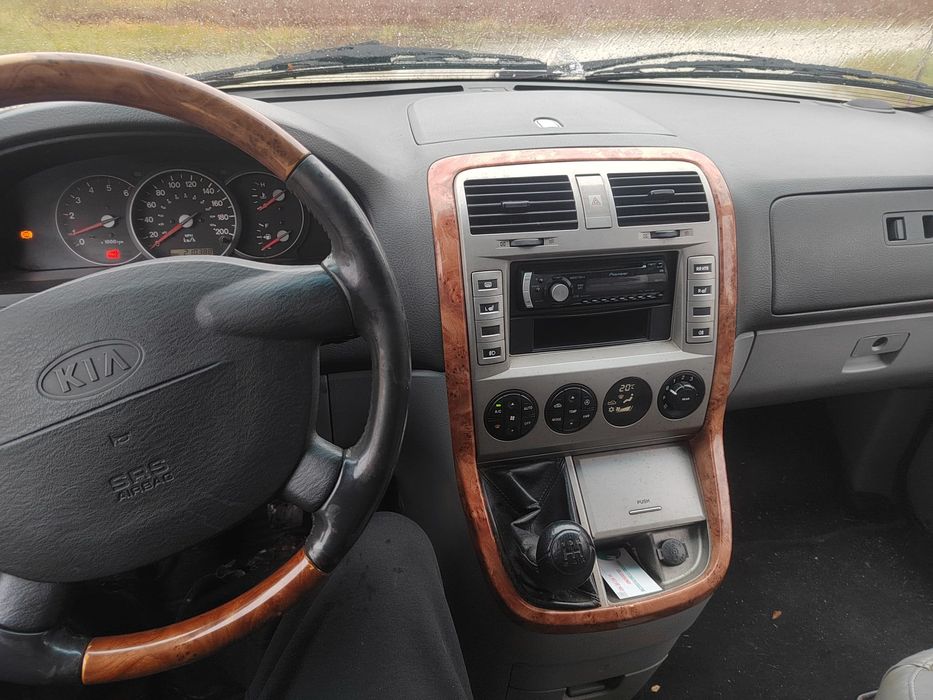Kia Carnival 2.9 crdi