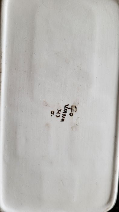 Galheteiro de loiça de viana.