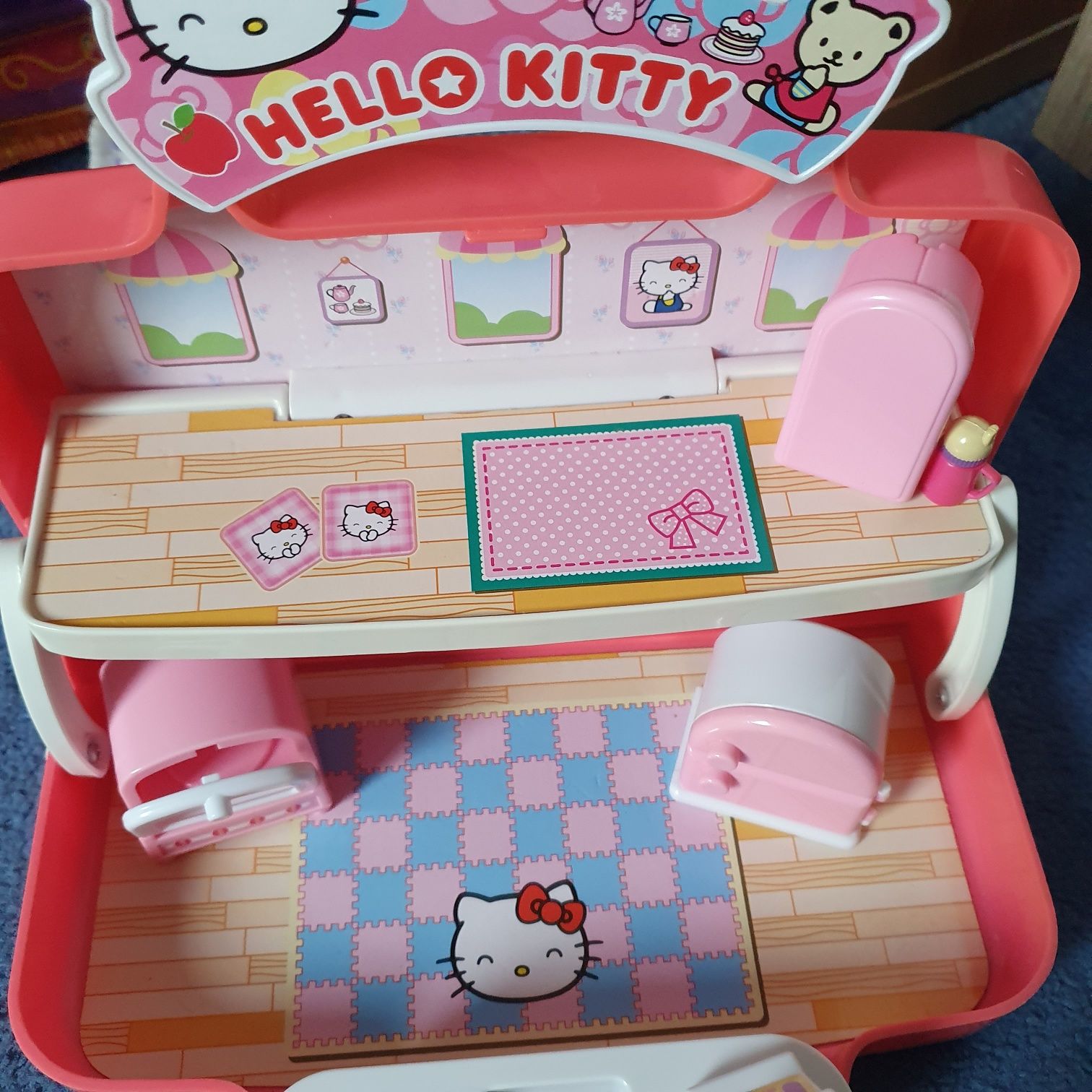 Zestaw hello kitty walizka domek kawiarnia mamy