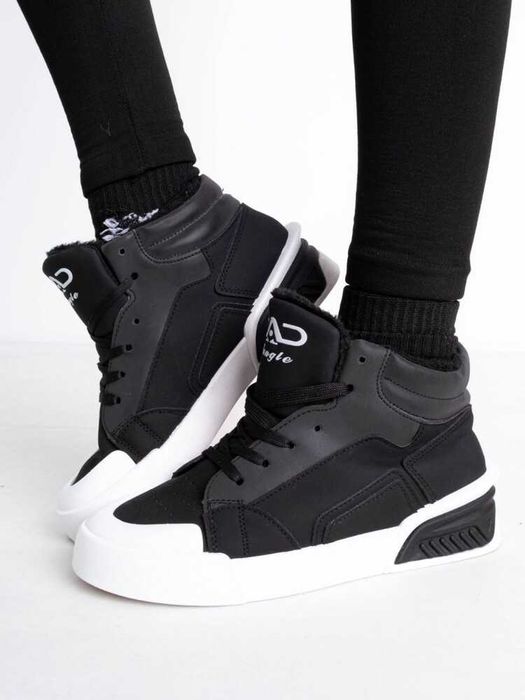 Жіночі чорні зимові кросівки, черевики, 36-39рр