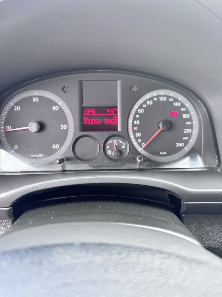 Vw Caddy 1.9tdi uchylny dach