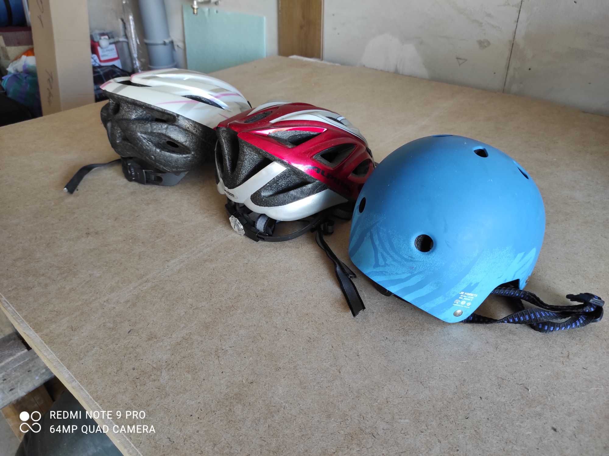 Вело, скейт шлеми