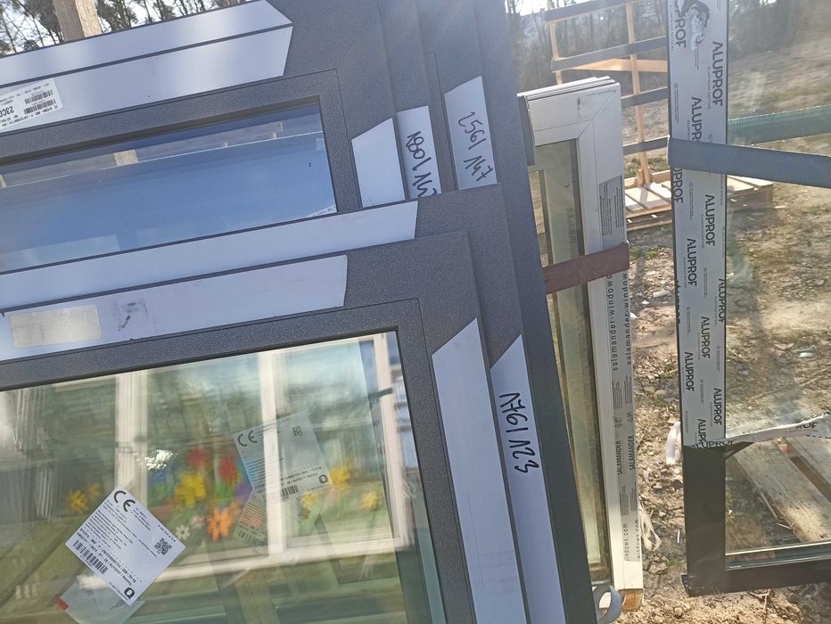 Okno pcv 180/147 grafit trzy szybowe