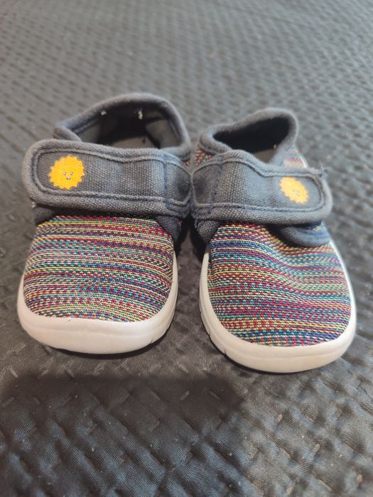 Тапки,мокасини дитячі