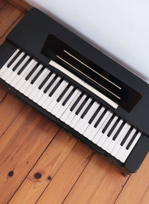 Vintage Hohner Organa Modelo 9807