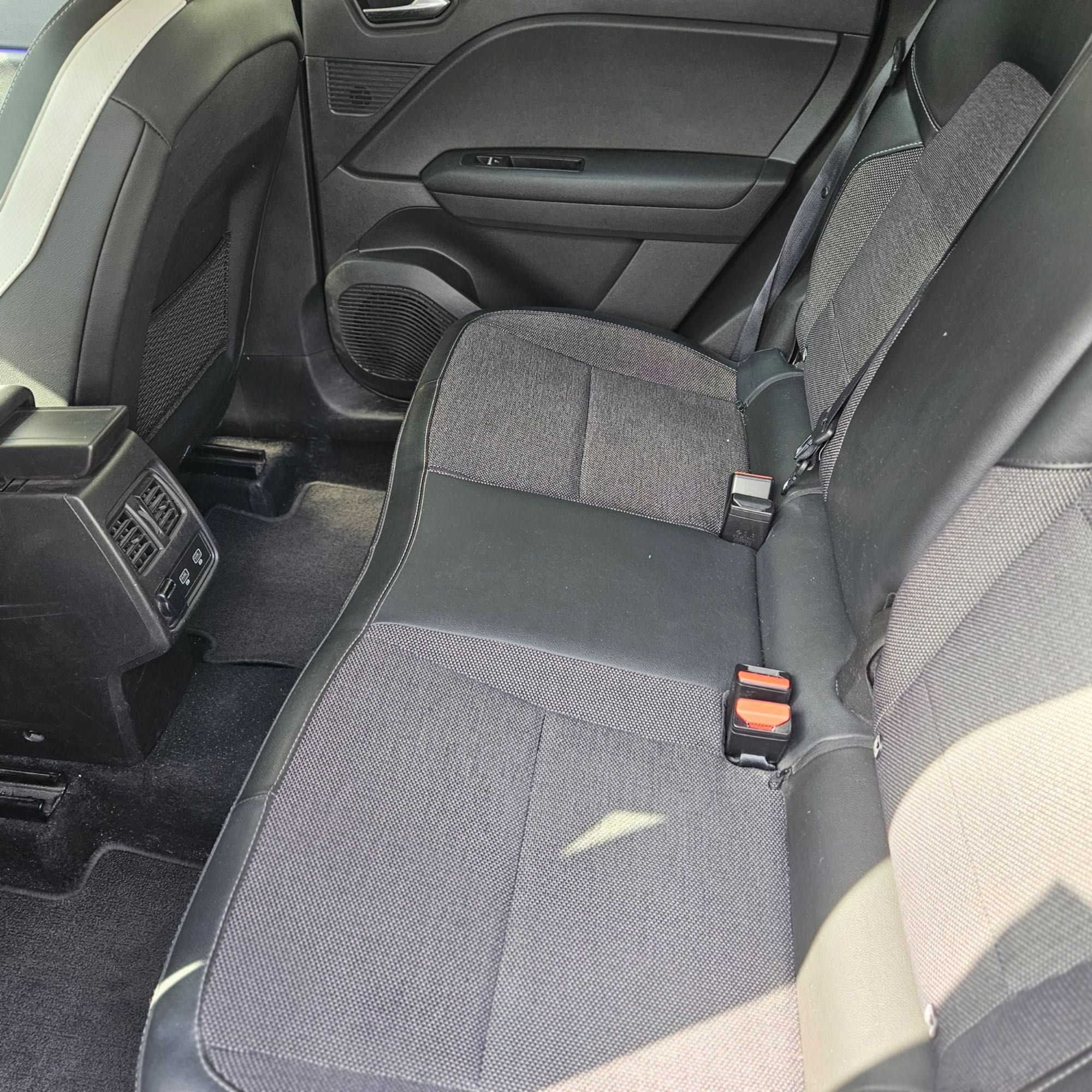 Renault Captur 1.0 TCe Techno Bi-Fuel