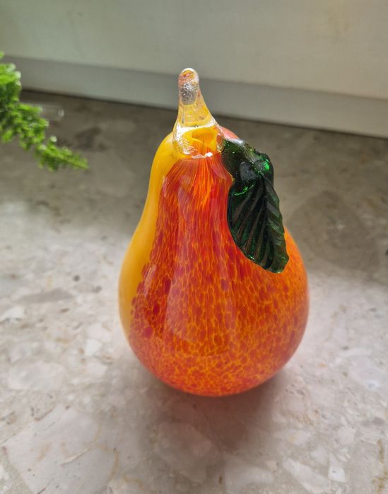 Szklany owoc Gruszka Costa Boda