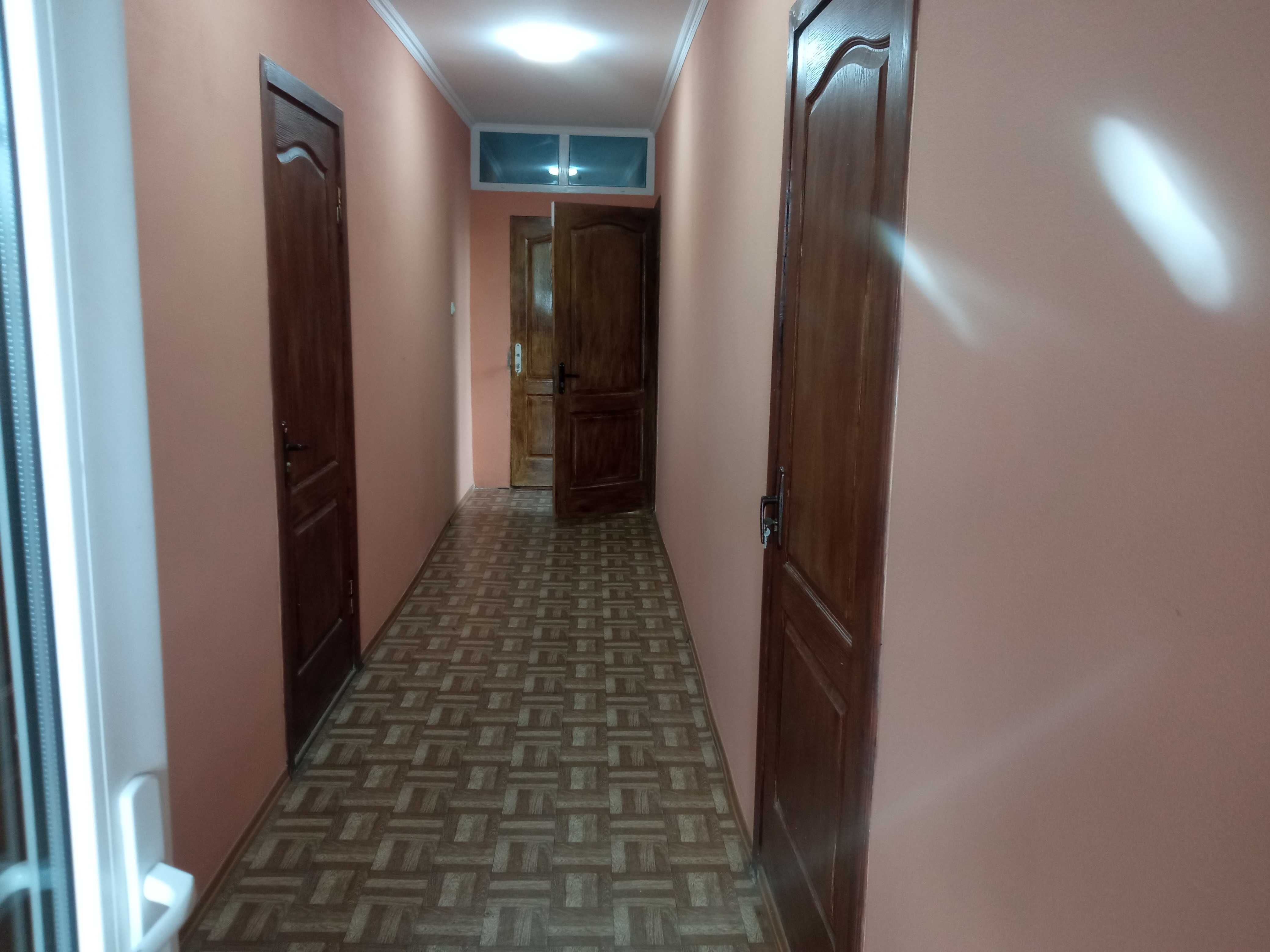 Нерухомість,комерційна,виробнича.