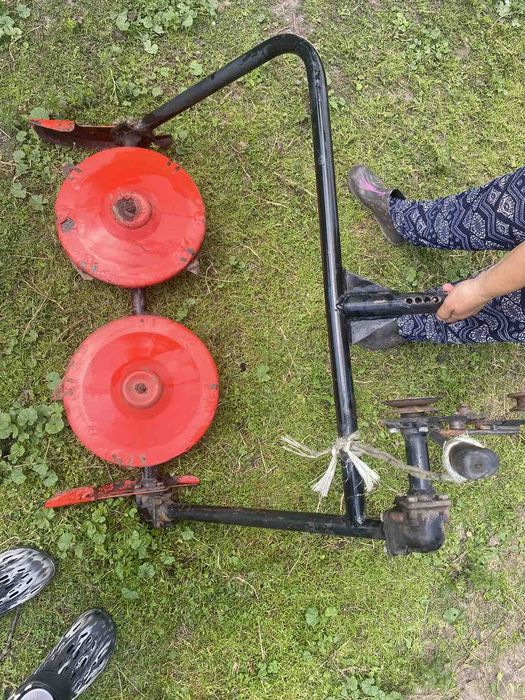 Продам мотоблок Енергомаш з фрезою та роторною косаркою.