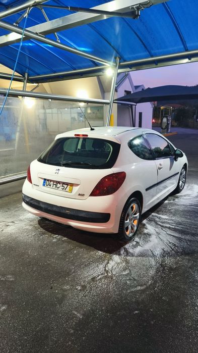 Peugeot 207 1.4 hdi