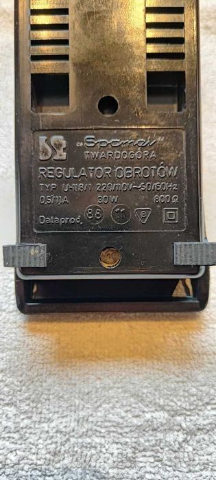 Łucznik 451. Regulator obrotów U-118 pedał,stopka maszyny Łucznik TUR2