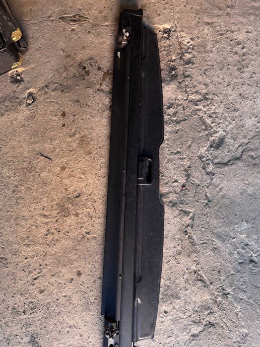 Задняя шторка багажника BMW E36 (универсал-компакт)