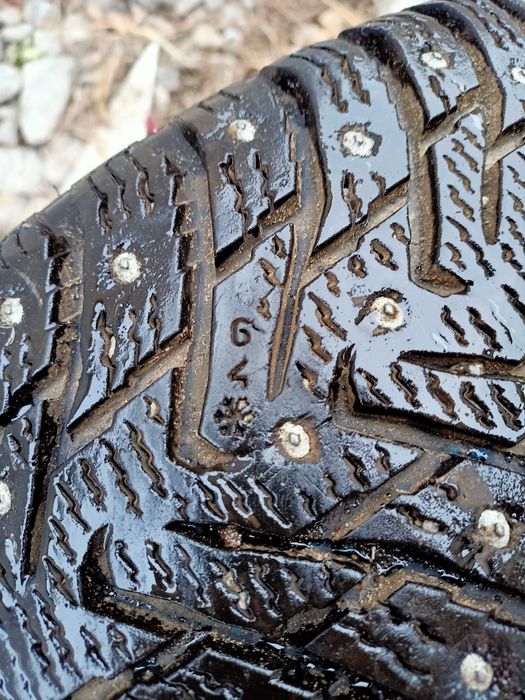 Зимняя резина шип Nokian Hakkapelita 8