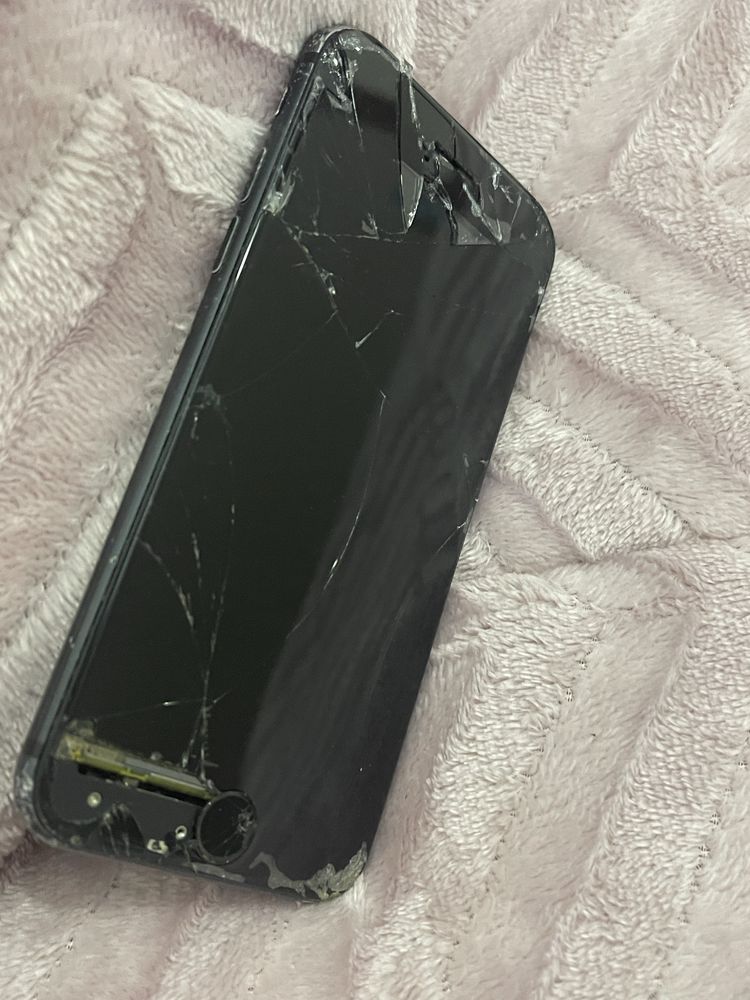 Iphone 7 - para peças/ ou reparar