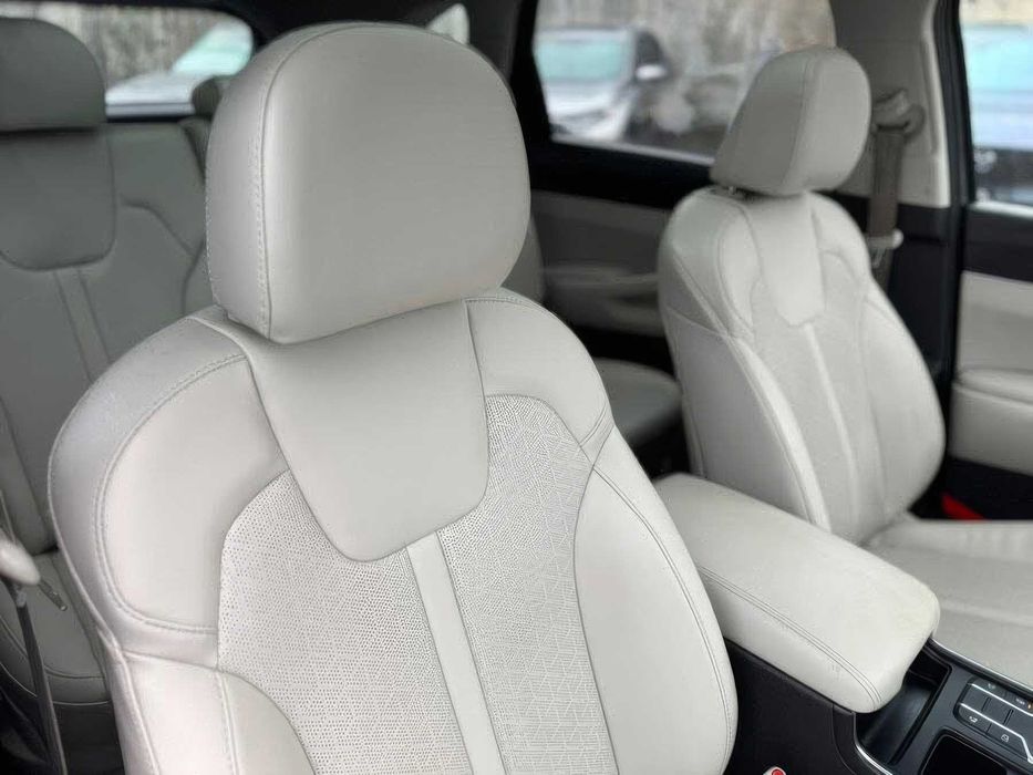 Kia Sorento S      2022