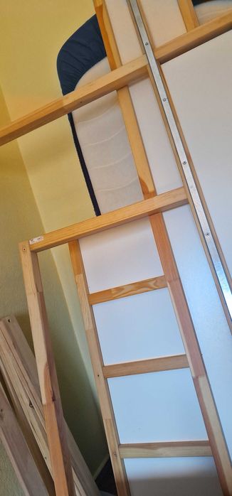 Cama de criança reversível em bom estado