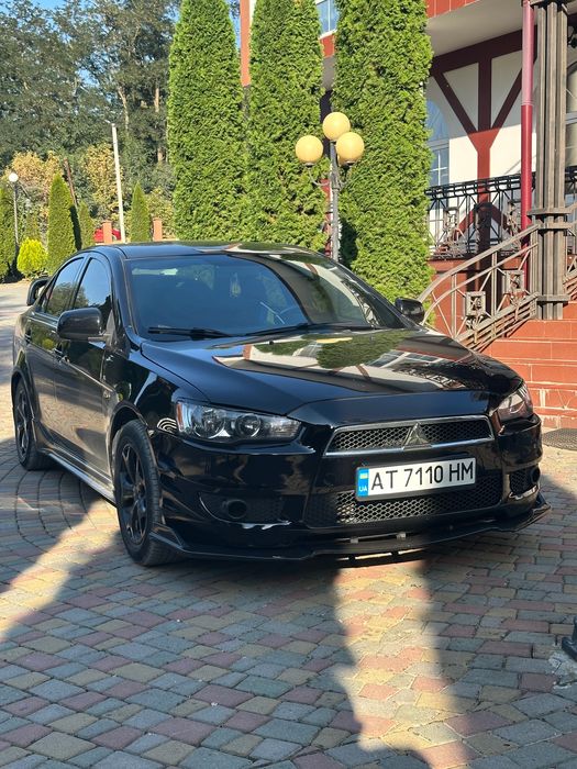 Mitsubishi lancer 10
