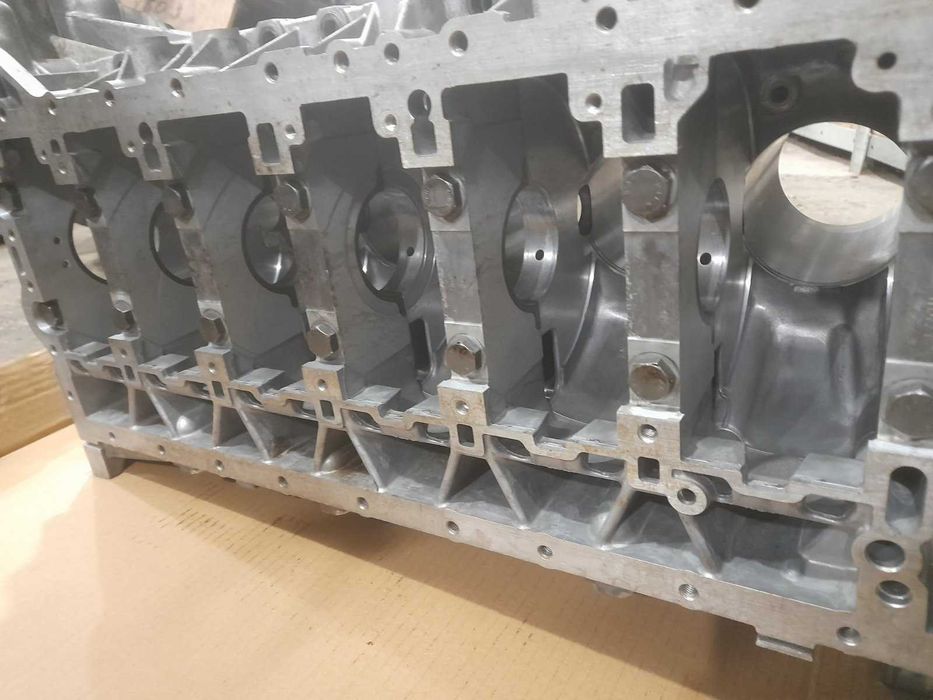 Блок цилиндров двигателя BMW N55, низ мотора (голый блок) БМВ Н55