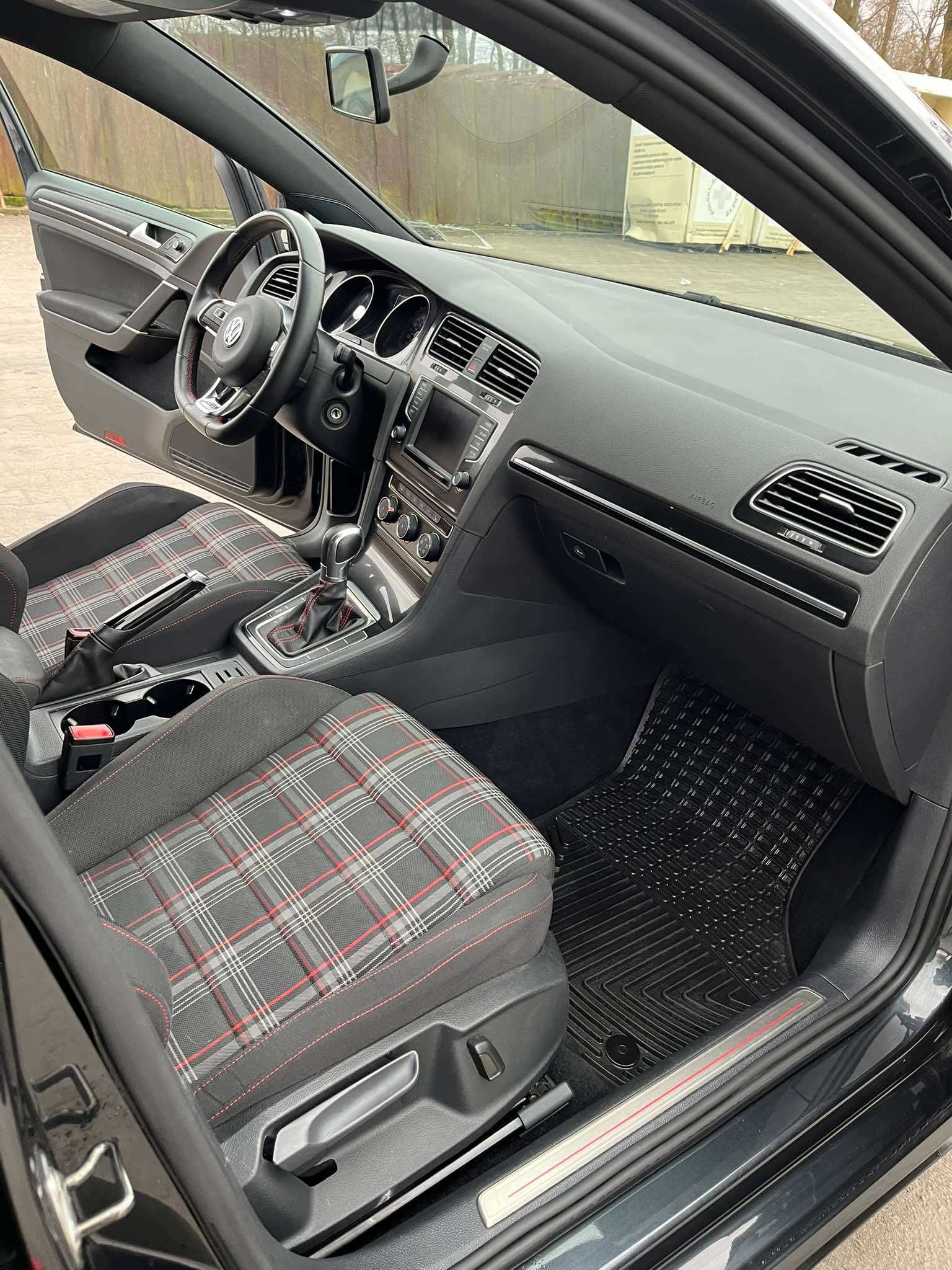 Volkswagen Golf 7GTI
