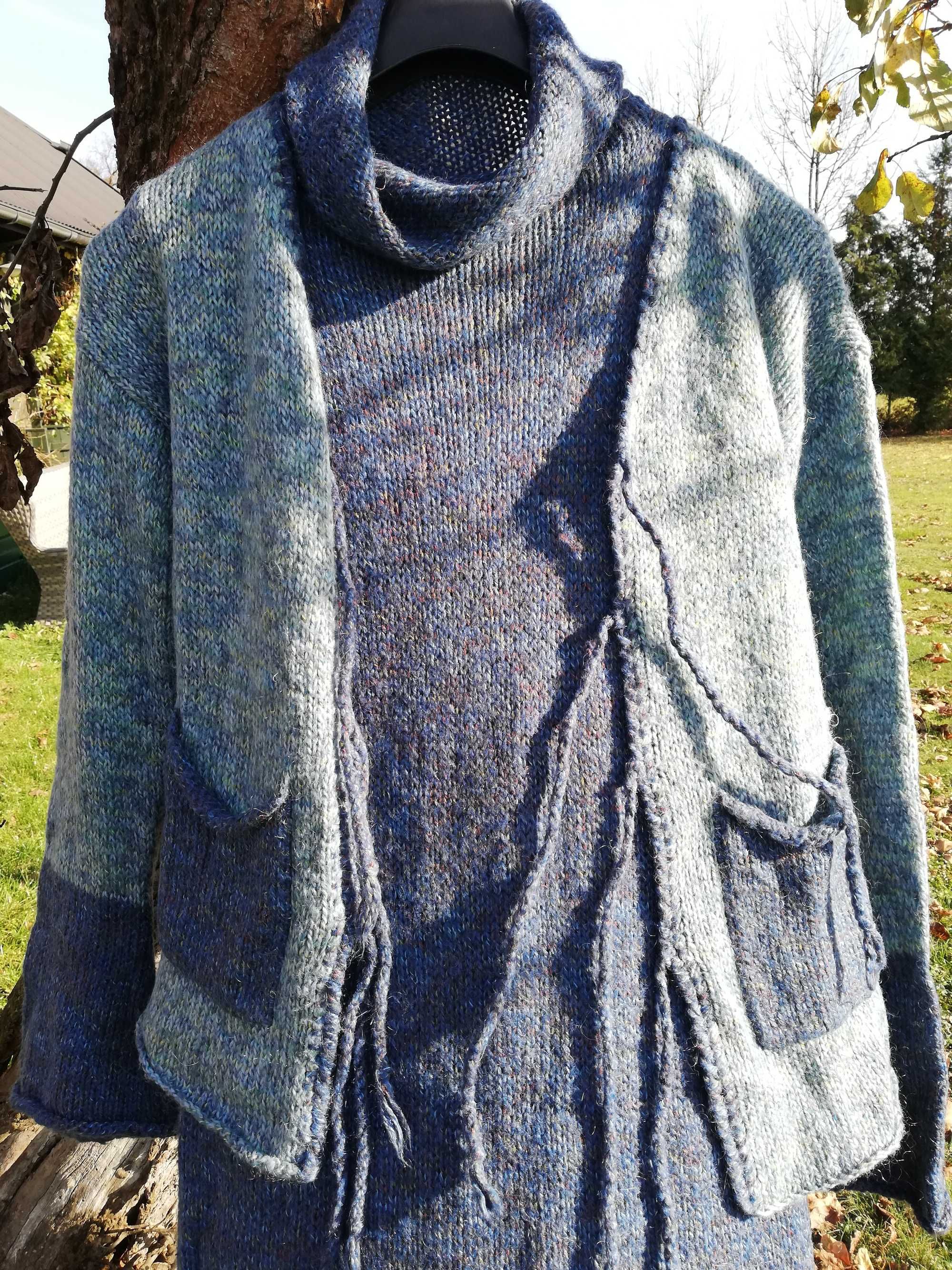 bliźniak sukienka niebieska wykonana ręcznie Kotas L/XL 40/42 wełna