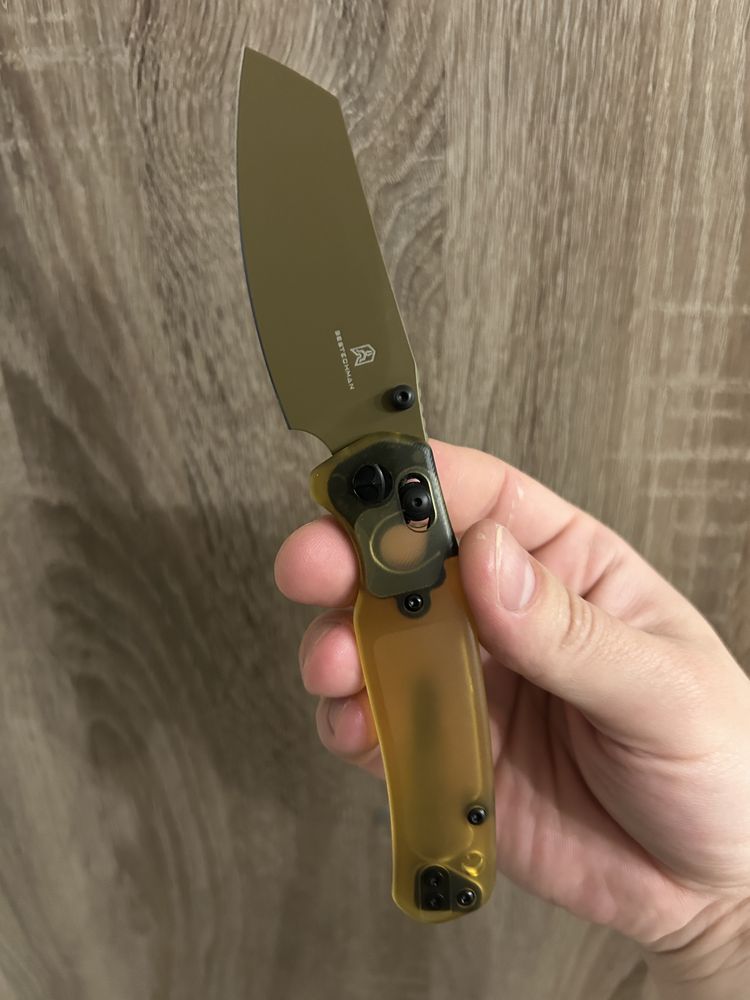 Ніж на EDC Bestechman Cicada's Wing Bead Blasted Ultem