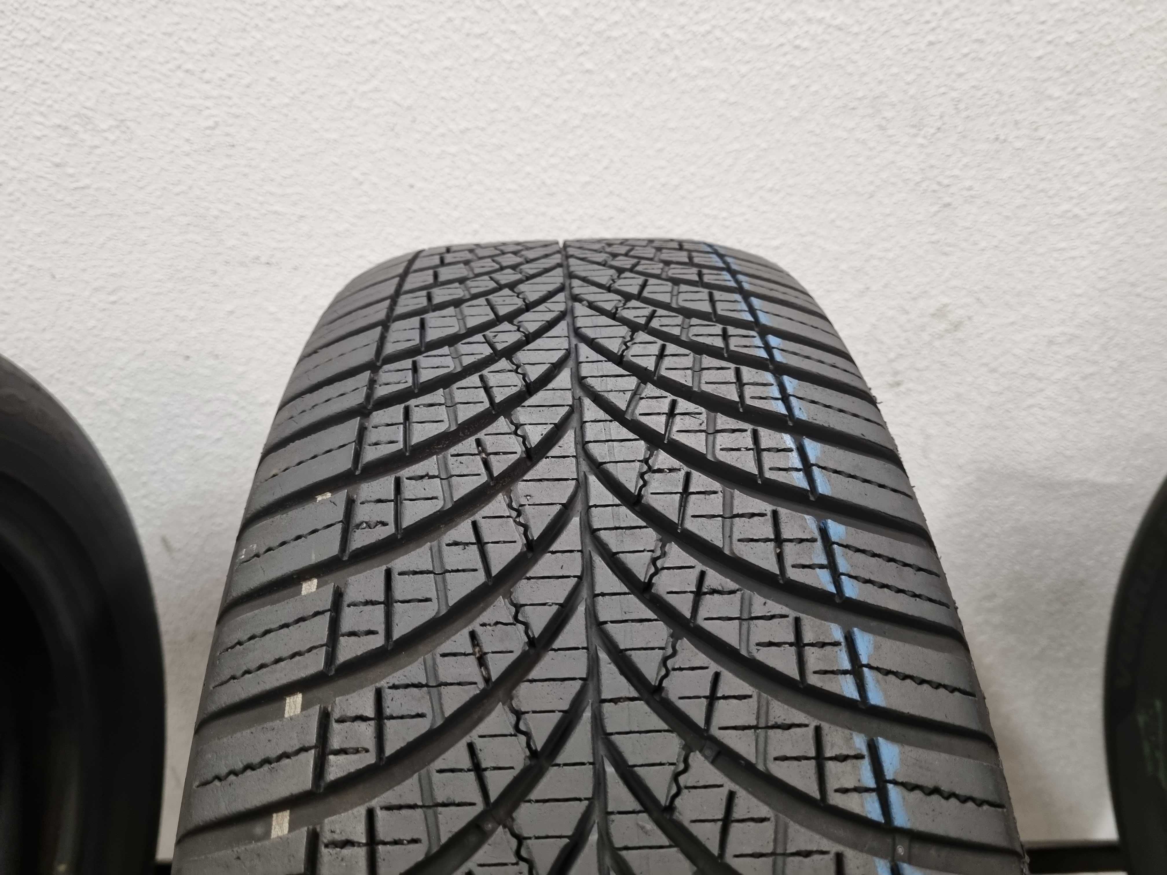 235/60/18 103T Goodyear Vector 4S Gen-3 Seal Dot.3822R