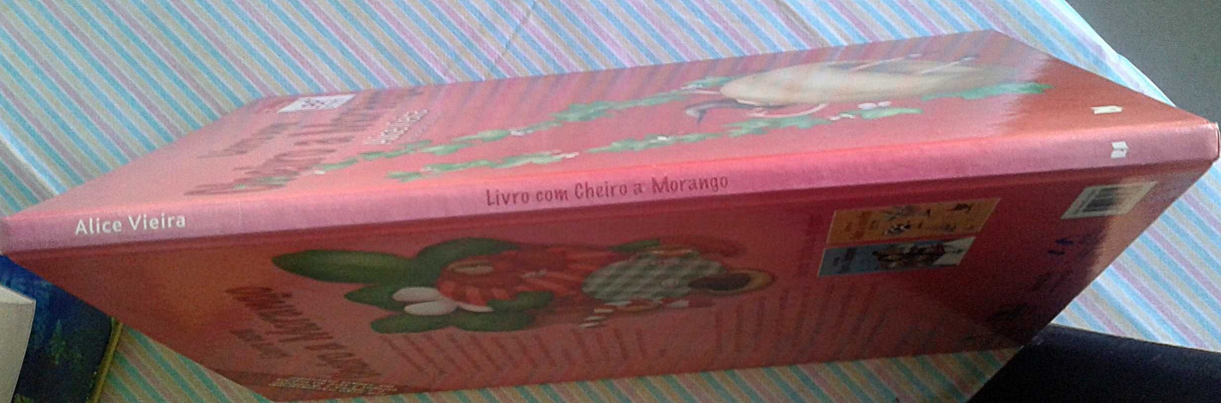 Alice Vieira: Livro com Cheiro a Morango. LeR+  Inclui Portes