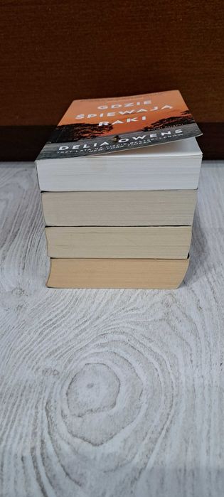 Delia Owens Gdzie śpiewają Lucinda Berry Idealne dziecko Abbott Obce
