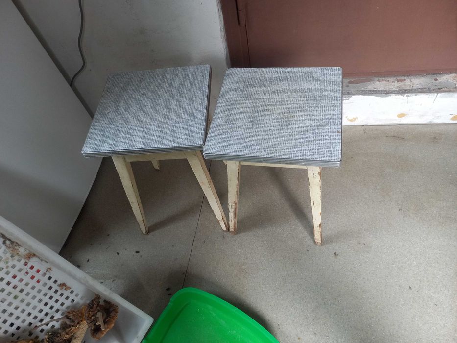 Табуретки кухонные