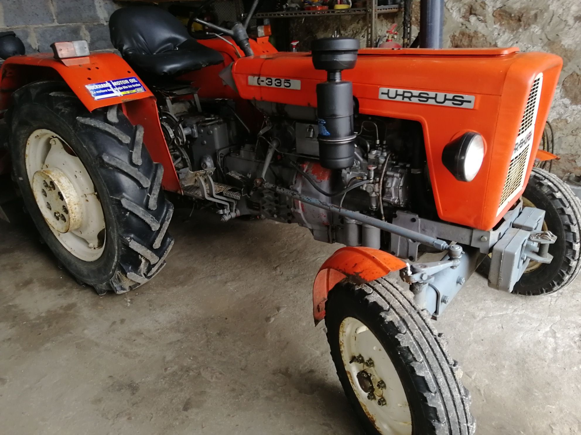 URSUS C335M C330M zetor