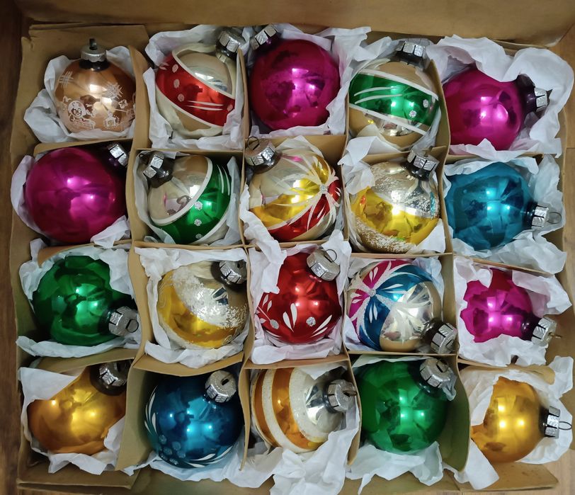 Новогодние ёлочные игрушки ГДР  периода СССР наборы шары