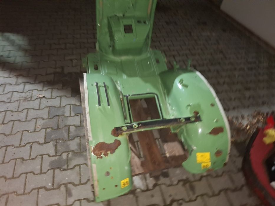 Błotniki Fendt sadowniczy 206 207  Błotnik ogrodniczy sadownik