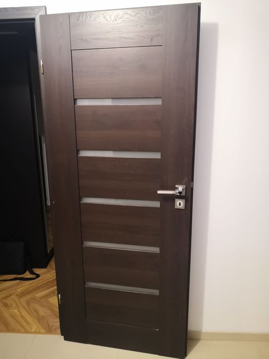 Drzwi wewnętrzne z ościeżnicami